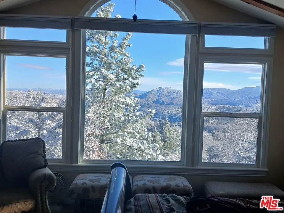 1251 Kodiak Drive Lake Arrowhead, CA 92352