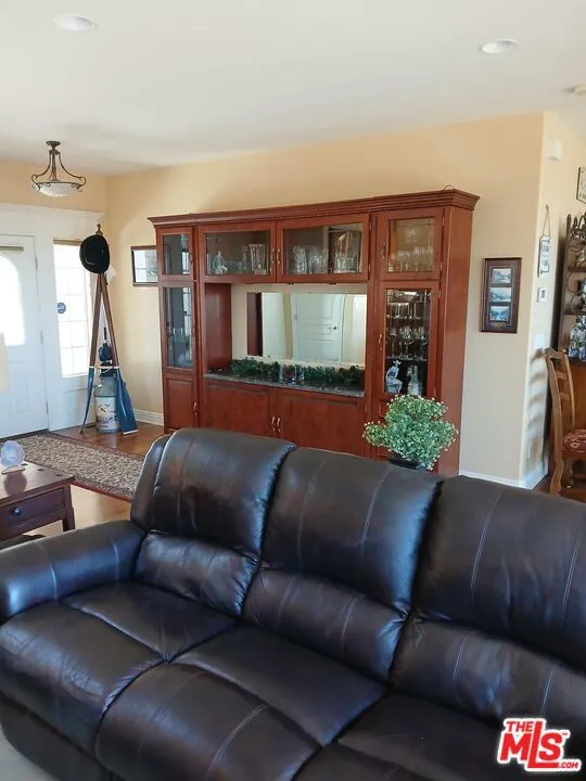 1251 Kodiak Drive Lake Arrowhead, CA 92352