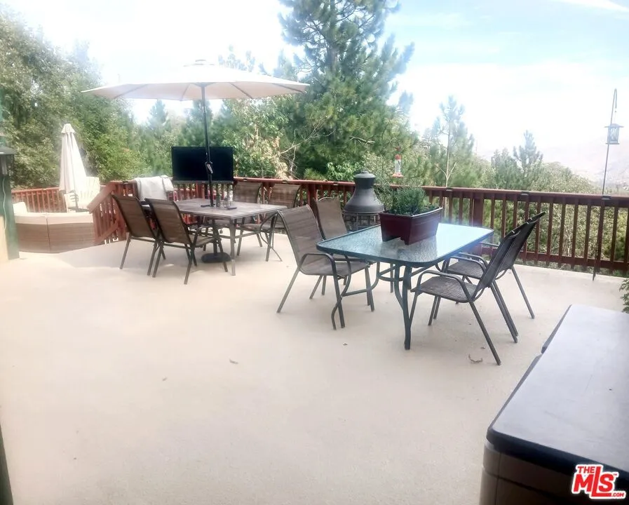 1251 Kodiak Drive Lake Arrowhead, CA 92352