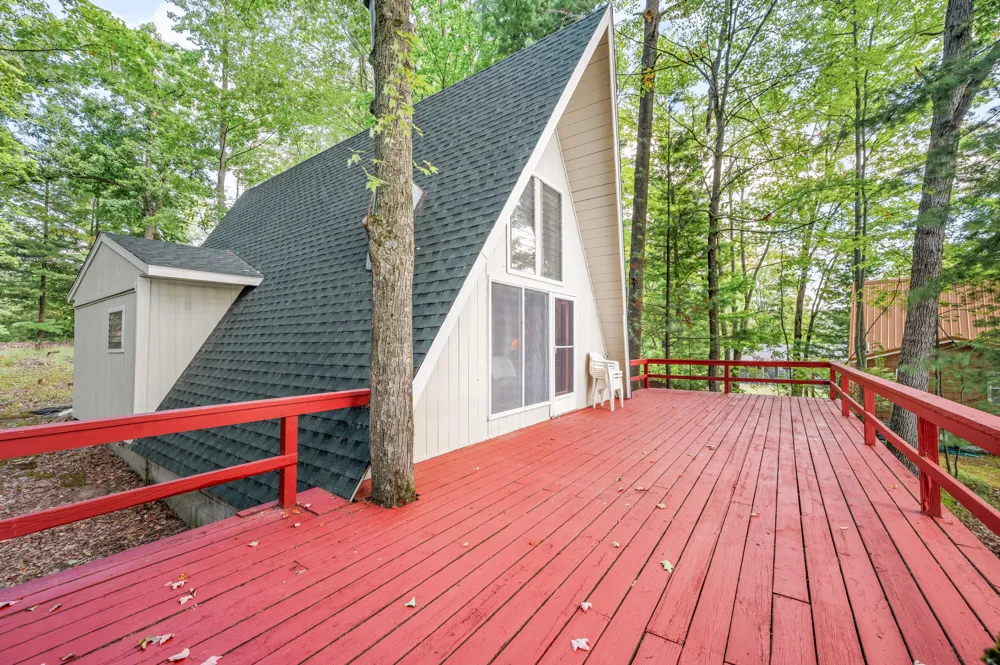 524 McLachlan Point Road Evart, MI 49631