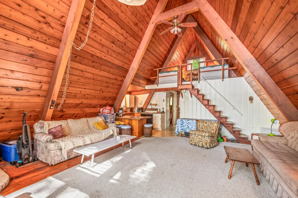 524 McLachlan Point Road Evart, MI 49631