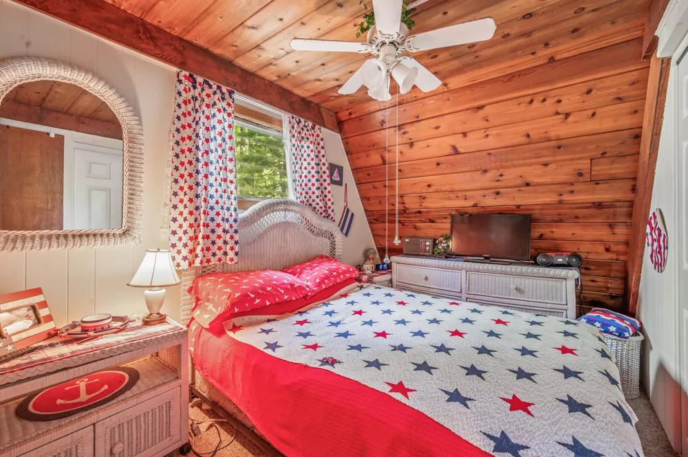 524 McLachlan Point Road Evart, MI 49631