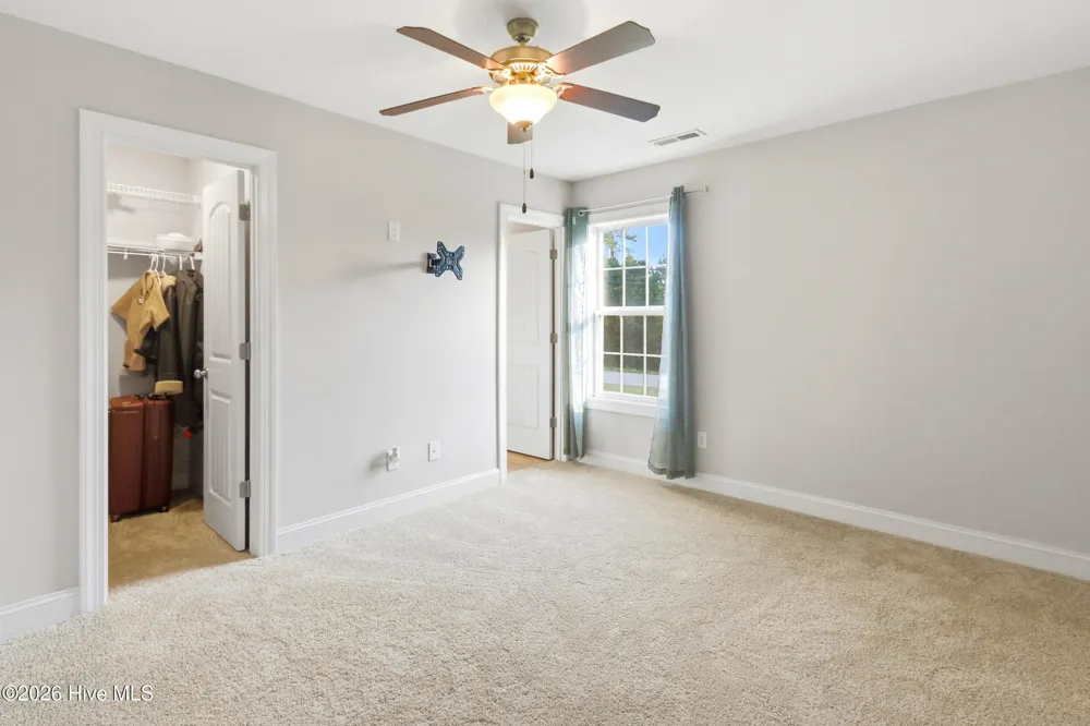 121 W Murrow Lane Jacksonville, NC 28546
