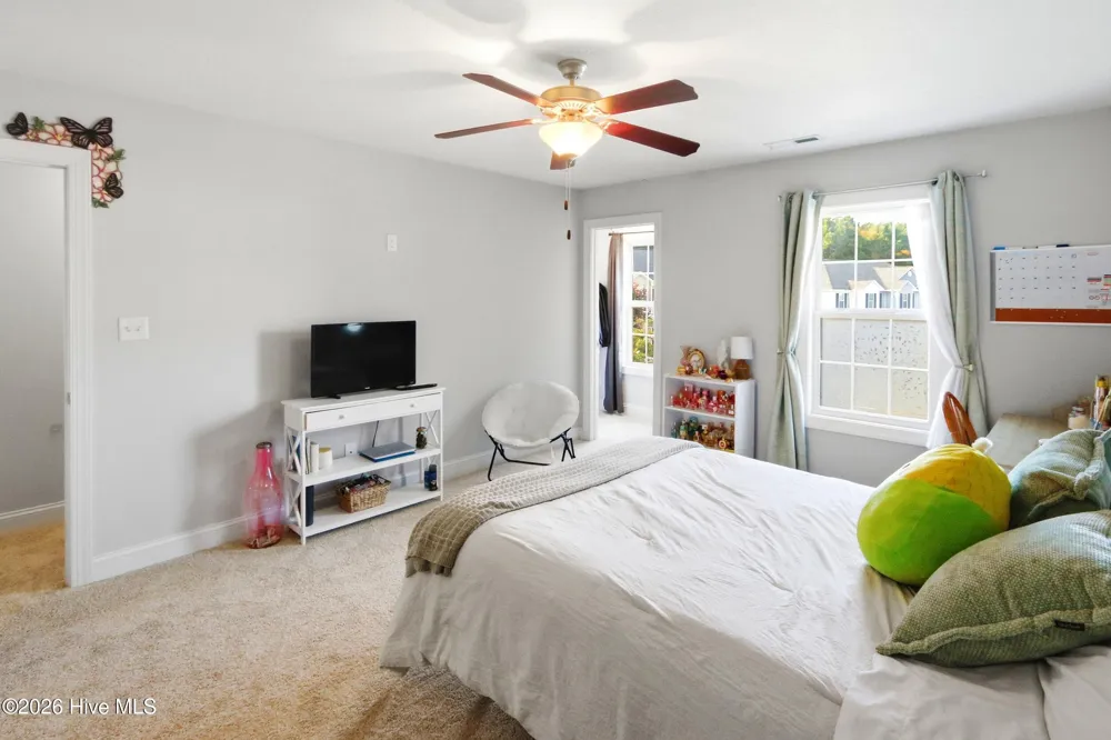 121 W Murrow Lane Jacksonville, NC 28546