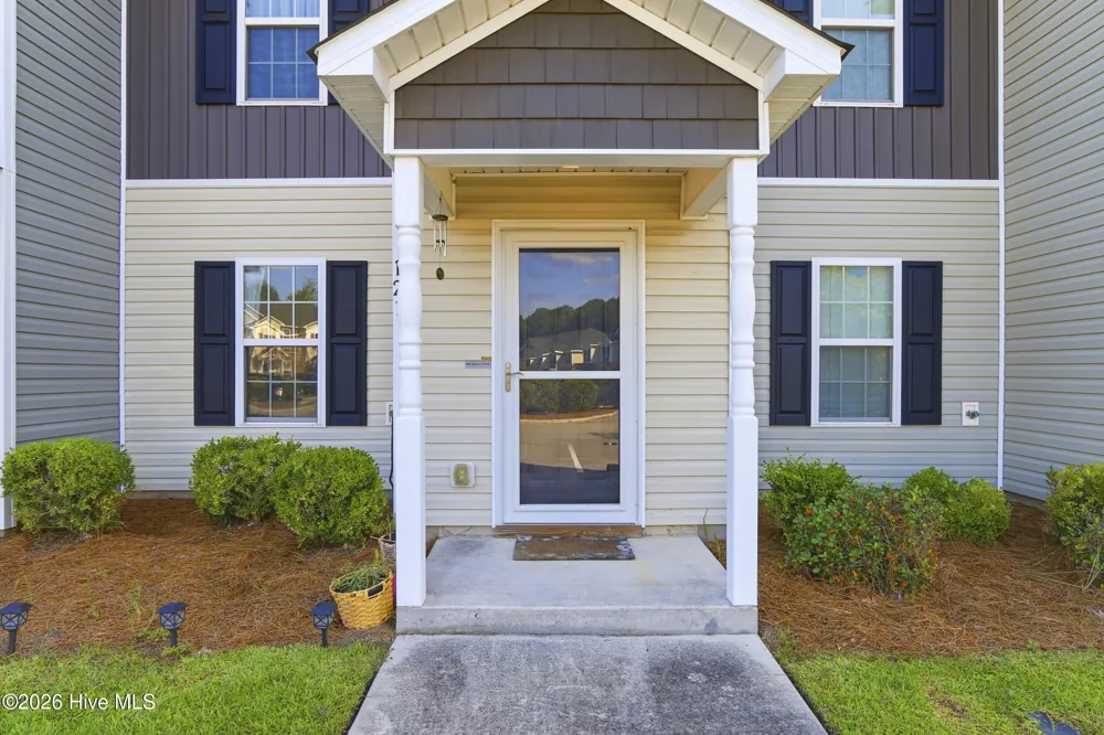 121 W Murrow Lane Jacksonville, NC 28546
