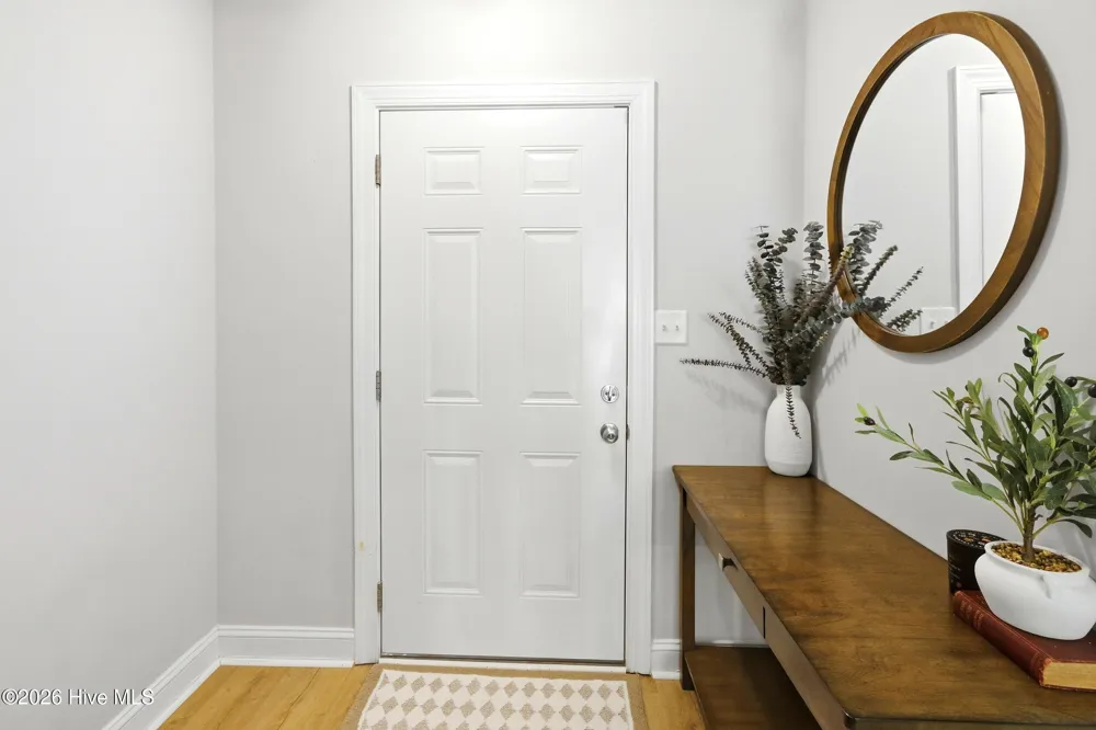 121 W Murrow Lane Jacksonville, NC 28546