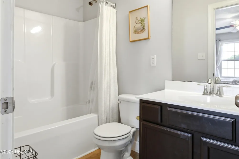 121 W Murrow Lane Jacksonville, NC 28546