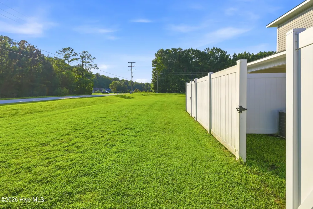 121 W Murrow Lane Jacksonville, NC 28546