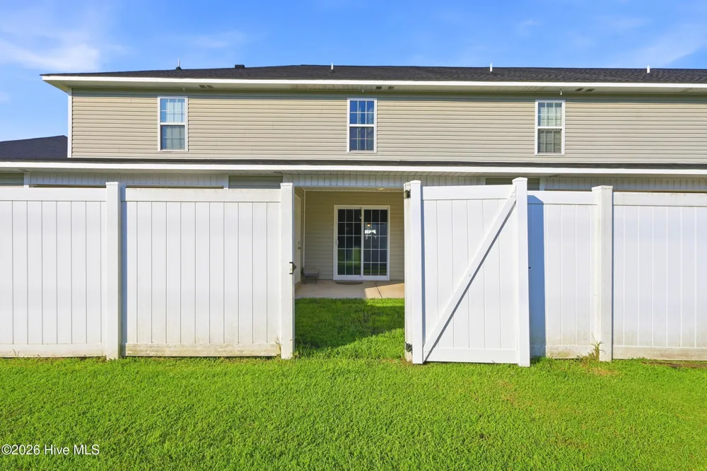 121 W Murrow Lane Jacksonville, NC 28546