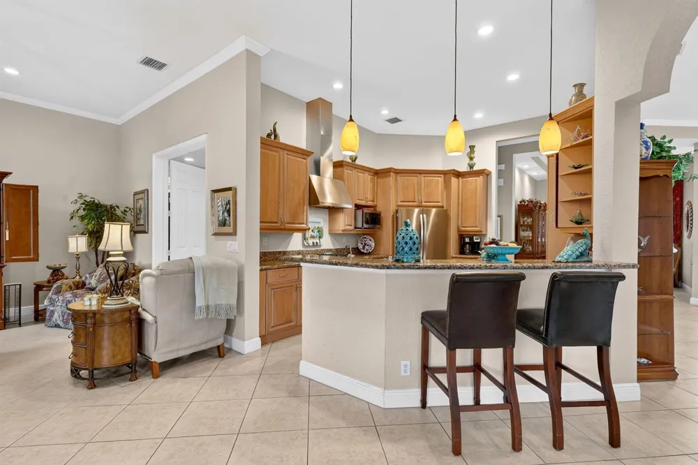 303 NW BAYSIDE COURT Port St. Lucie, FL 34986