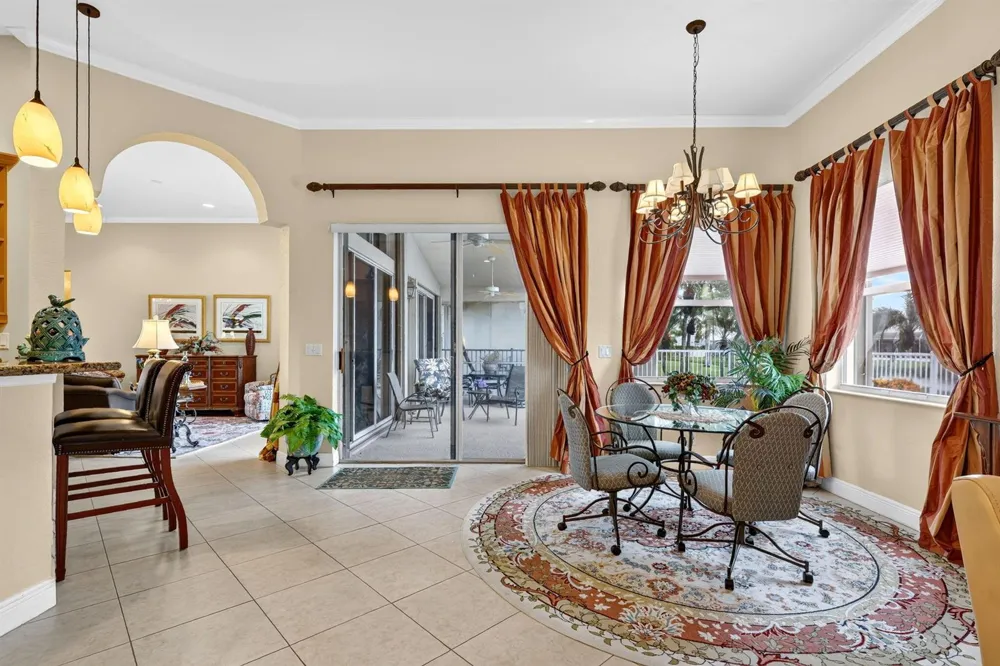 303 NW BAYSIDE COURT Port St. Lucie, FL 34986