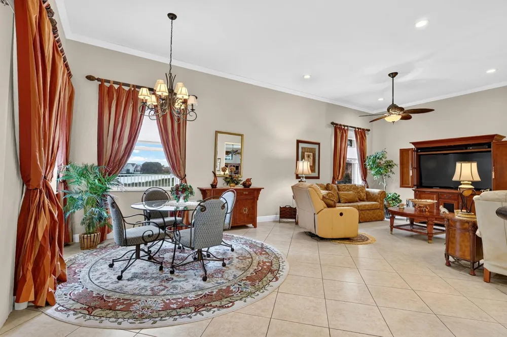 303 NW BAYSIDE COURT Port St. Lucie, FL 34986