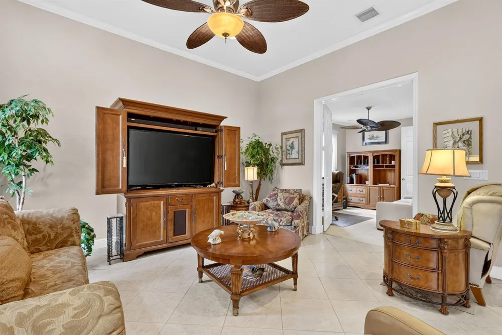 303 NW BAYSIDE COURT Port St. Lucie, FL 34986