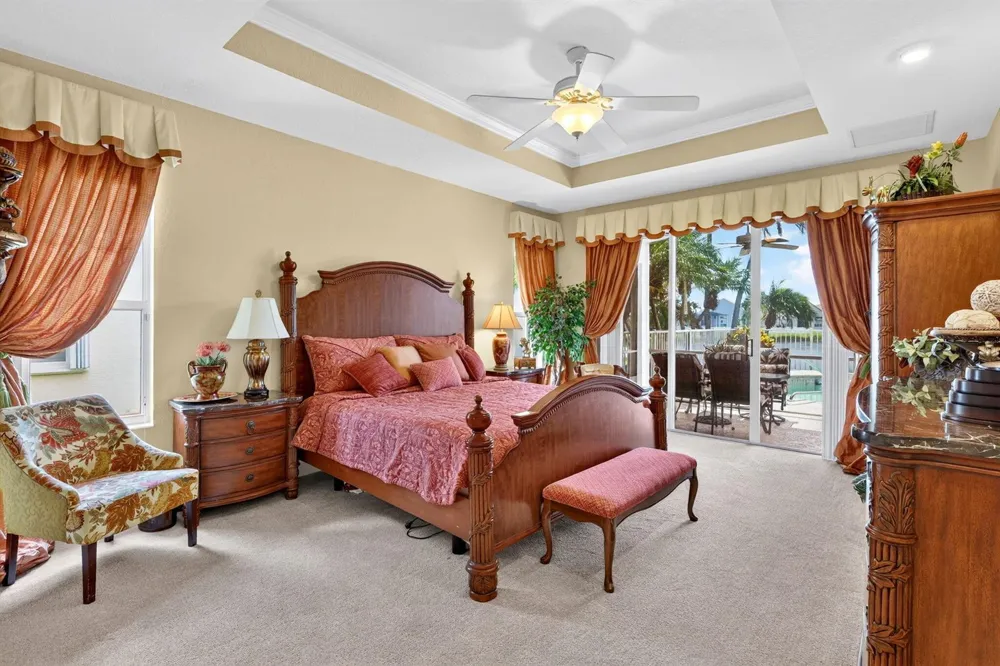 303 NW BAYSIDE COURT Port St. Lucie, FL 34986