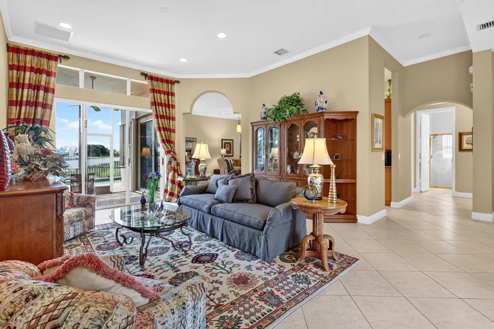 303 NW BAYSIDE COURT Port St. Lucie, FL 34986