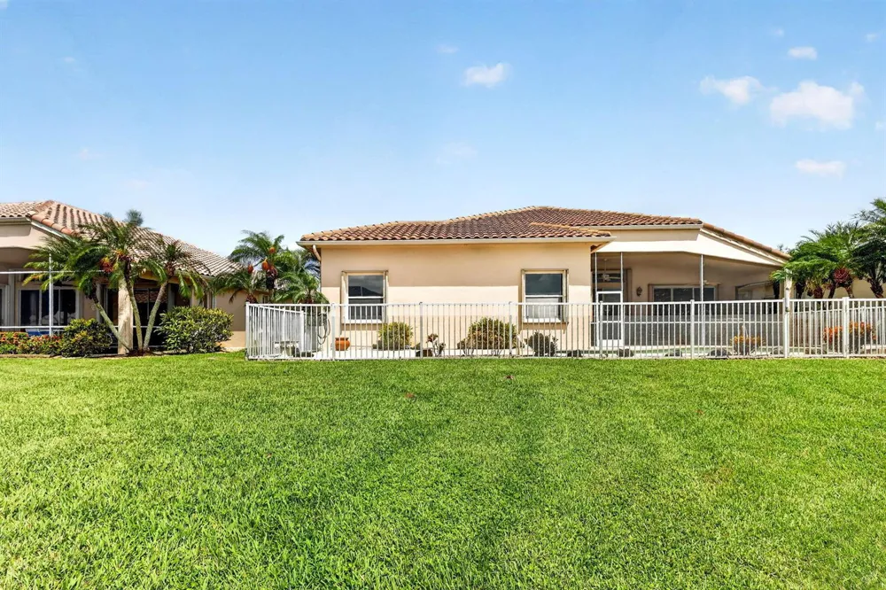 303 NW BAYSIDE COURT Port St. Lucie, FL 34986