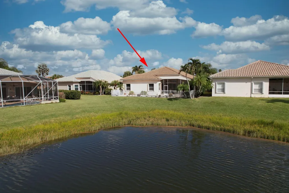 303 NW BAYSIDE COURT Port St. Lucie, FL 34986