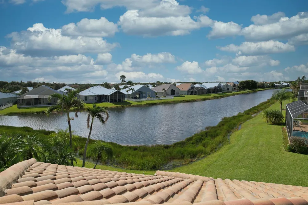 303 NW BAYSIDE COURT Port St. Lucie, FL 34986