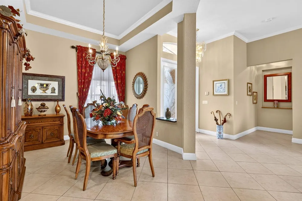 303 NW BAYSIDE COURT Port St. Lucie, FL 34986