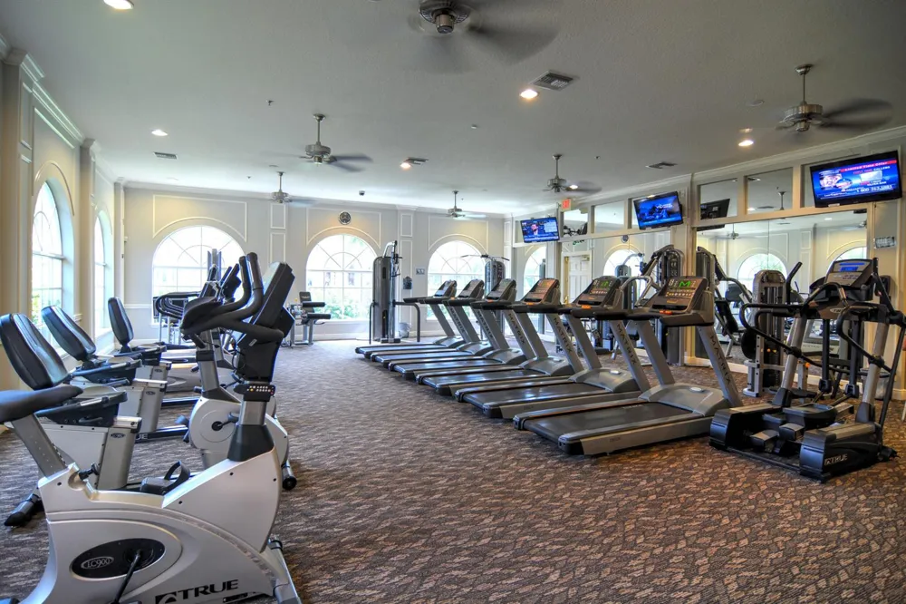 303 NW BAYSIDE COURT Port St. Lucie, FL 34986