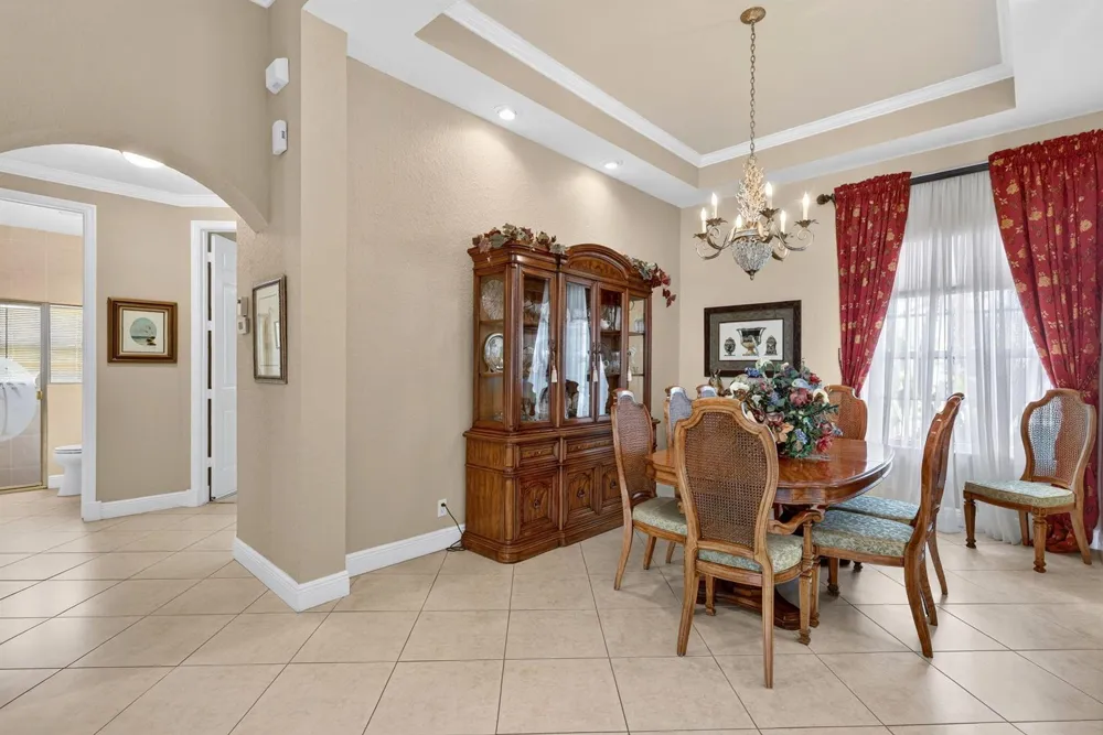 303 NW BAYSIDE COURT Port St. Lucie, FL 34986
