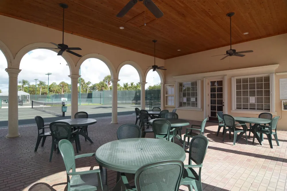 303 NW BAYSIDE COURT Port St. Lucie, FL 34986