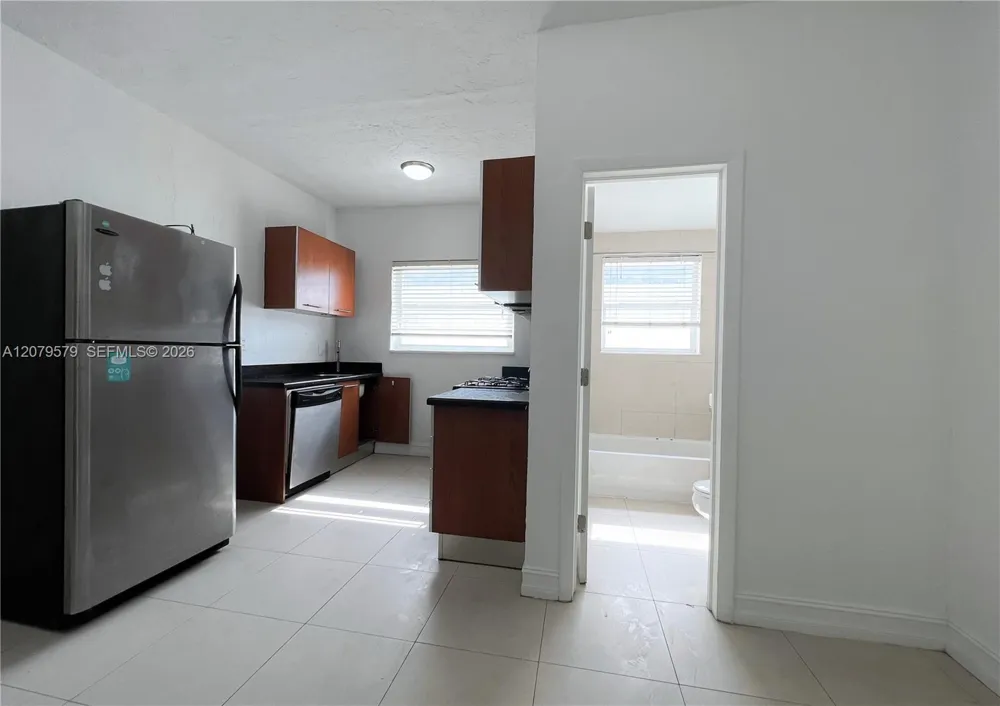 500 14th St #204 Miami Beach, FL 33139