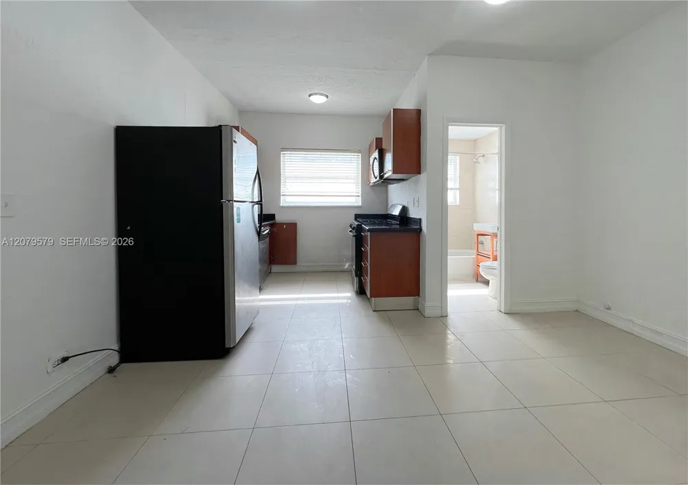 500 14th St #204 Miami Beach, FL 33139