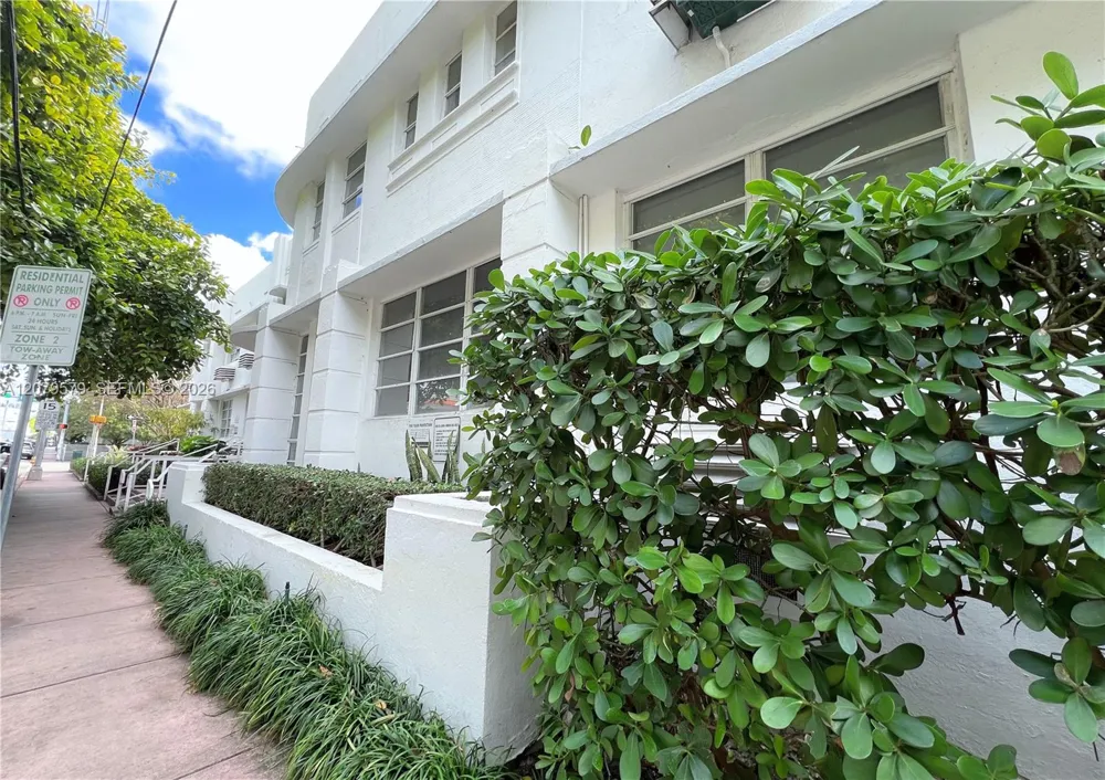 500 14th St #204 Miami Beach, FL 33139