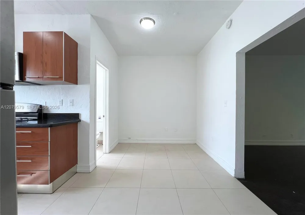 500 14th St #204 Miami Beach, FL 33139
