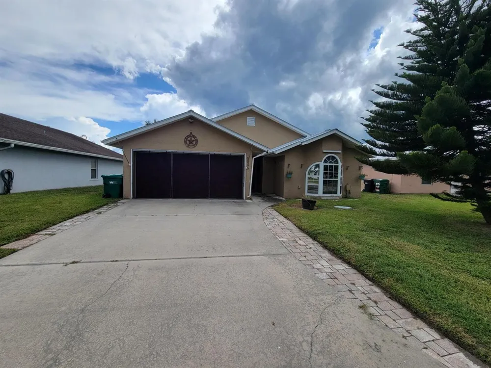 5006 SE 43RD Trace Okeechobee, FL 34974