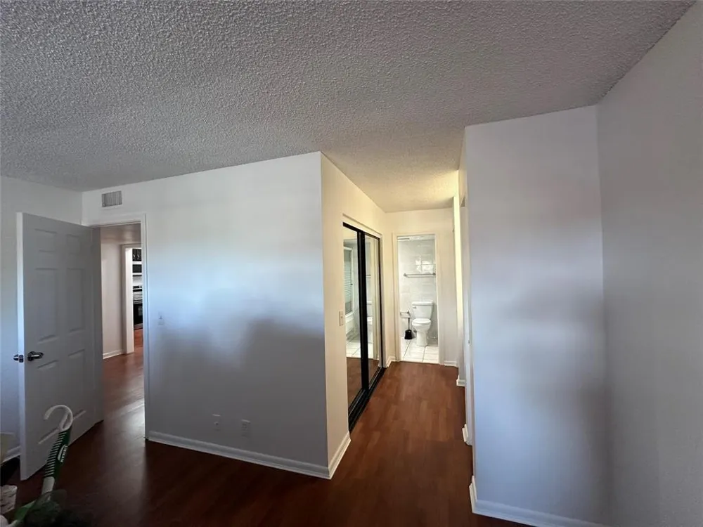 22615 SW 66TH AVENUE #206 Boca Raton, FL 33428