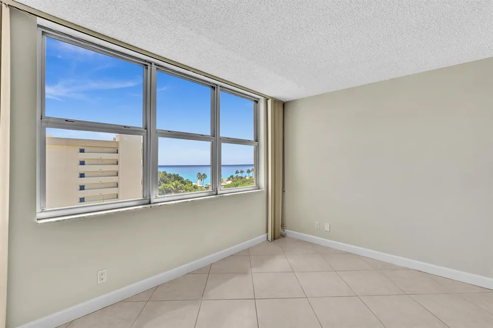 1150 HILLSBORO MILE #914 Hillsboro Beach, FL 33062