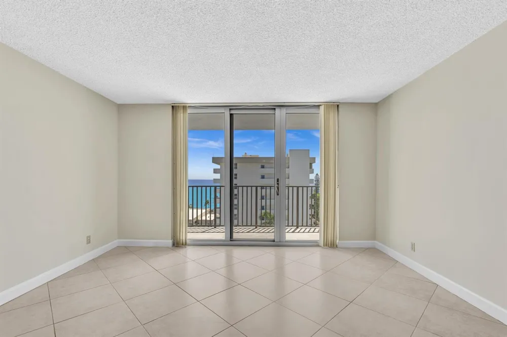 1150 HILLSBORO MILE #914 Hillsboro Beach, FL 33062