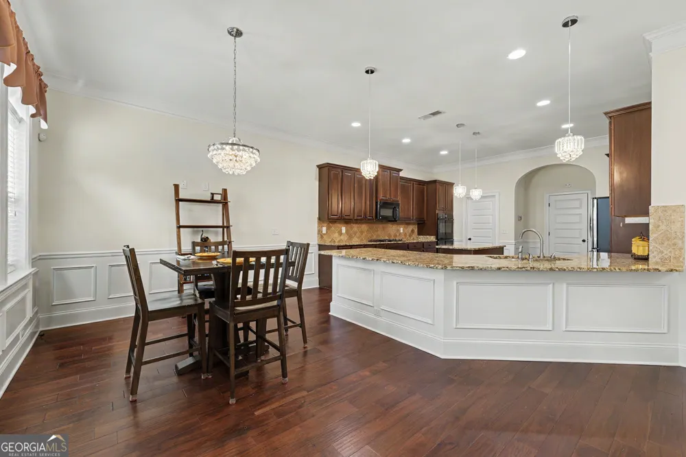 264 Learwood LN Atlanta, GA 30349