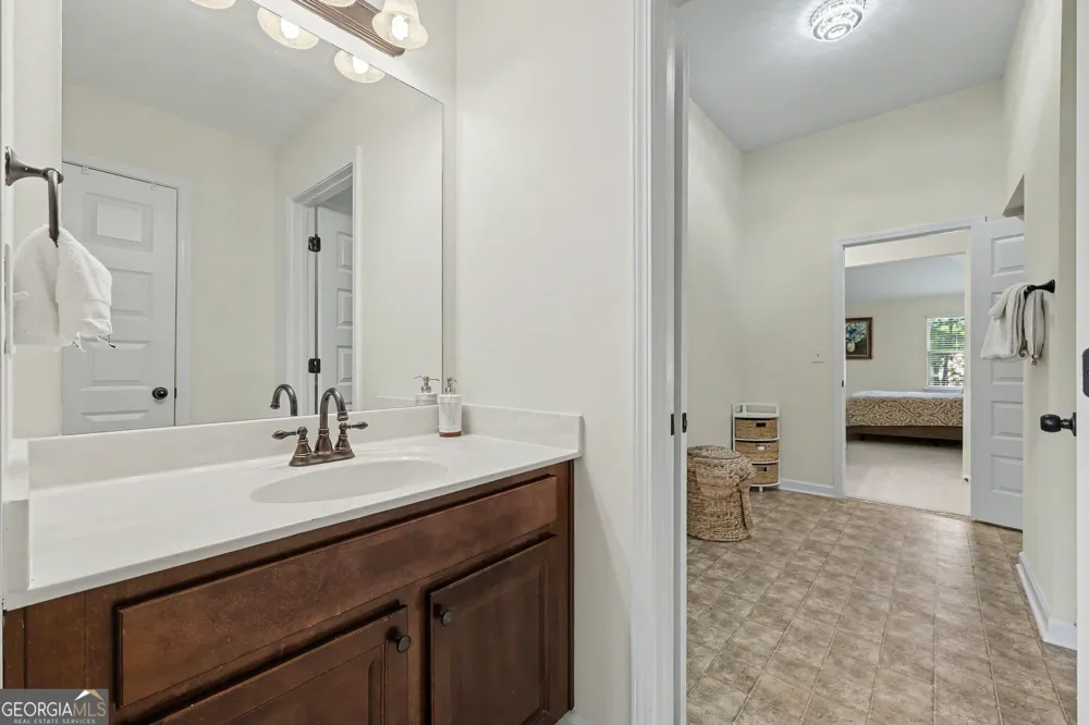 264 Learwood LN Atlanta, GA 30349