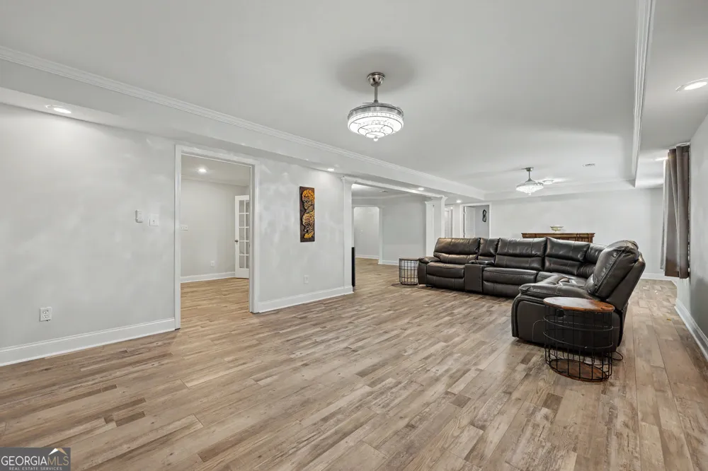 264 Learwood LN Atlanta, GA 30349
