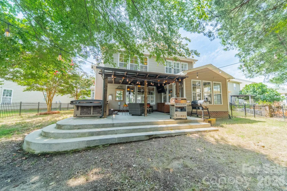 9428 Ardrey Woods Drive Charlotte, NC 28277