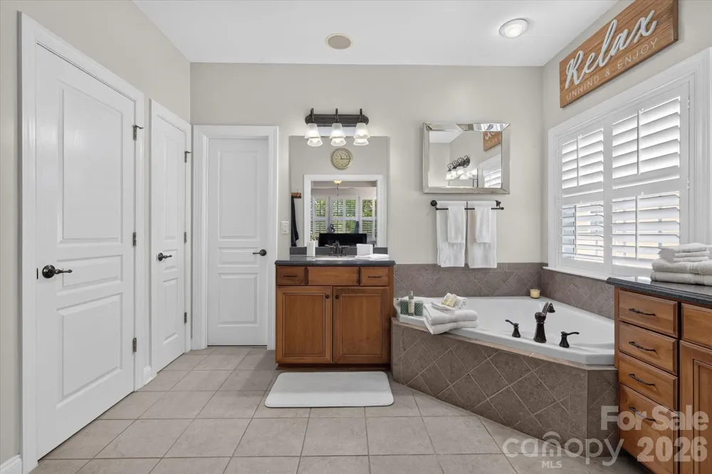9428 Ardrey Woods Drive Charlotte, NC 28277