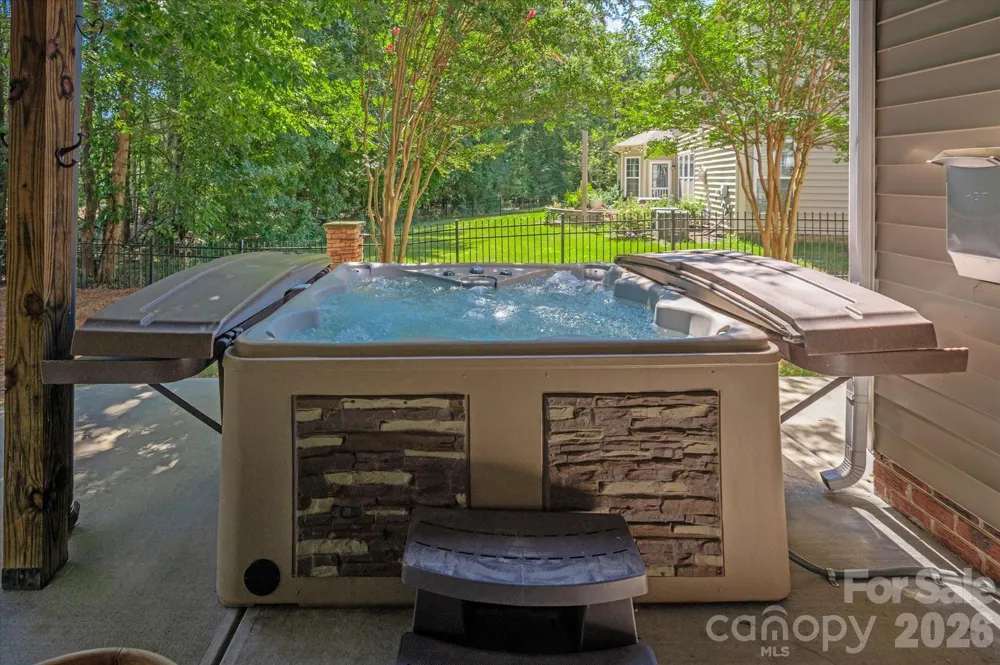 9428 Ardrey Woods Drive Charlotte, NC 28277