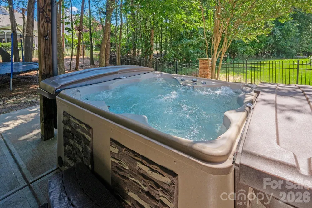 9428 Ardrey Woods Drive Charlotte, NC 28277