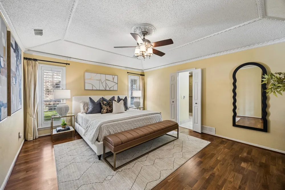 9918 Chimney Hill Lane Dallas, TX 75243
