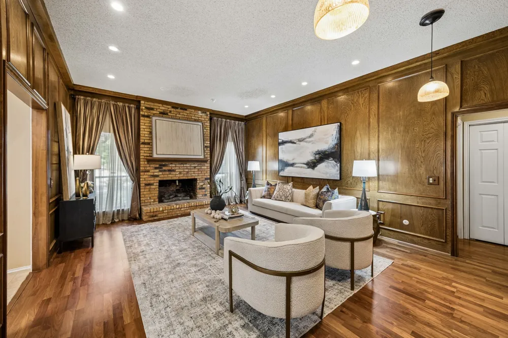 9918 Chimney Hill Lane Dallas, TX 75243