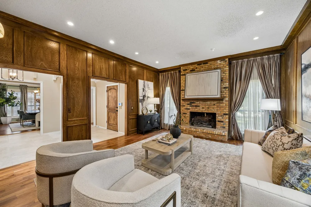 9918 Chimney Hill Lane Dallas, TX 75243