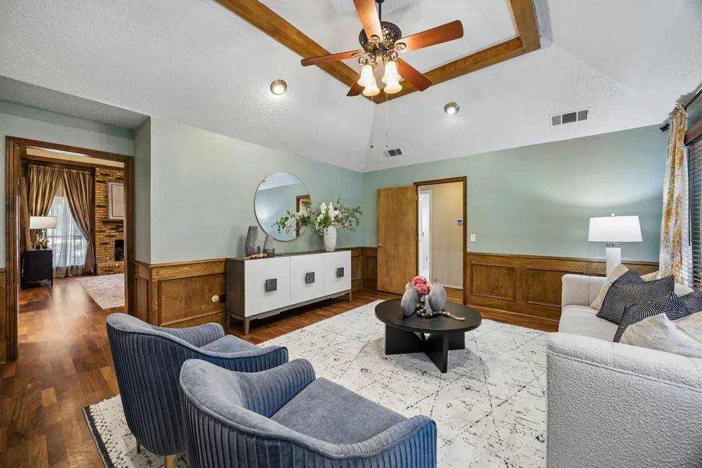 9918 Chimney Hill Lane Dallas, TX 75243