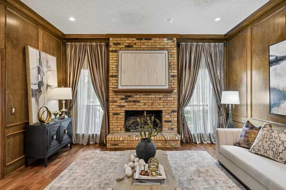 9918 Chimney Hill Lane Dallas, TX 75243