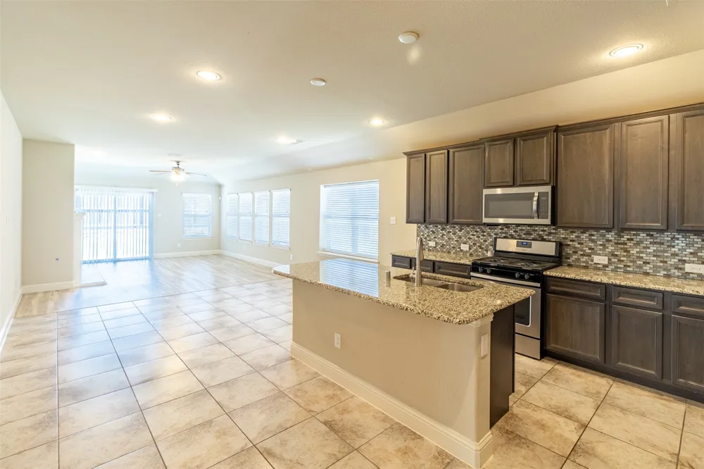 516 Hunt Farms Road Fate, TX 75189