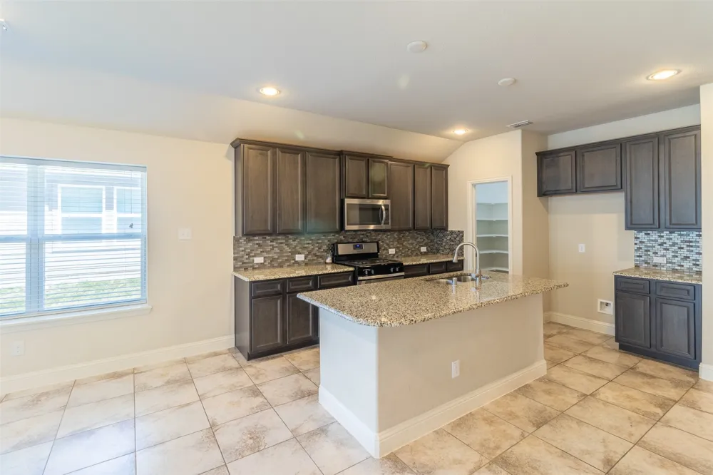 516 Hunt Farms Road Fate, TX 75189