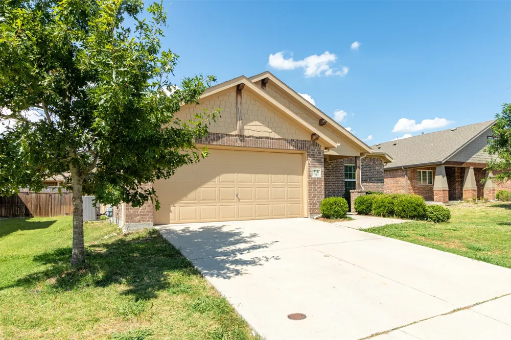 516 Hunt Farms Road Fate, TX 75189