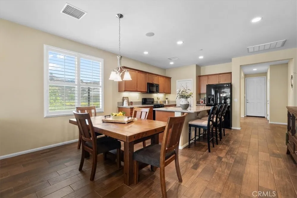 1670 Stellar Peak Beaumont, CA 92223